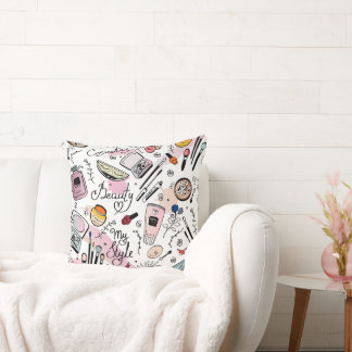 Coussin décoratifs avec motif moderne.