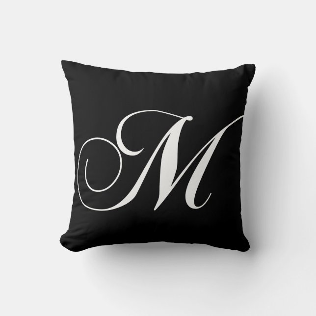 Coussin décoré d'un monogramme de concepteur blanc (Recto)
