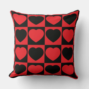 coussin des coeurs noir et rouge