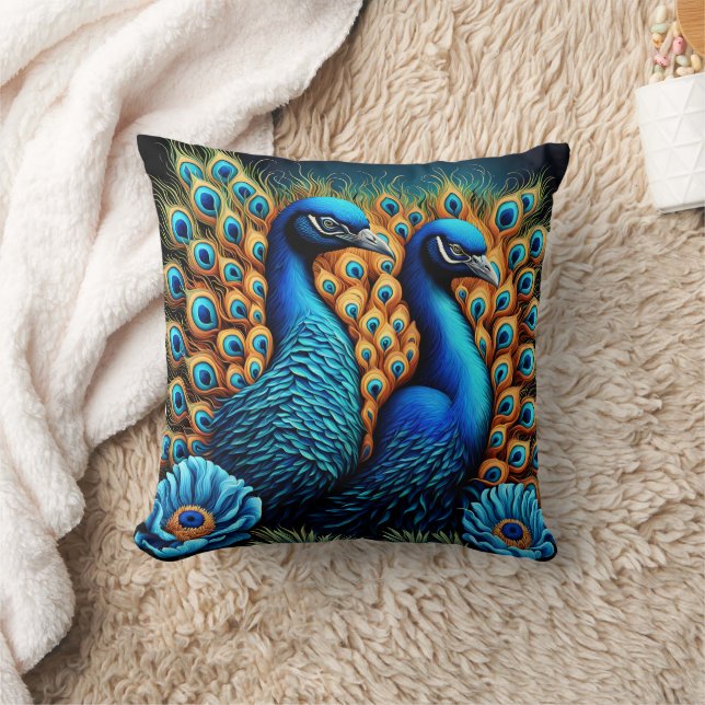 Coussin Des Peacocks Vibrants Qui Montrent La Beauté Parmi (Couverture)