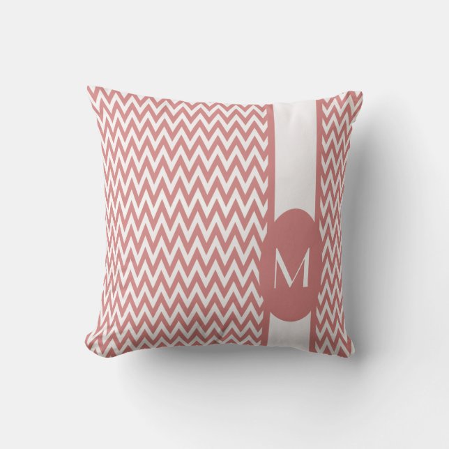 Coussin Design Chevron rose élégant avec monogramme (Recto)
