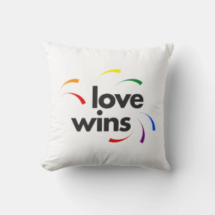 Coussin Design coloré, moderne, ludique de Love Wins