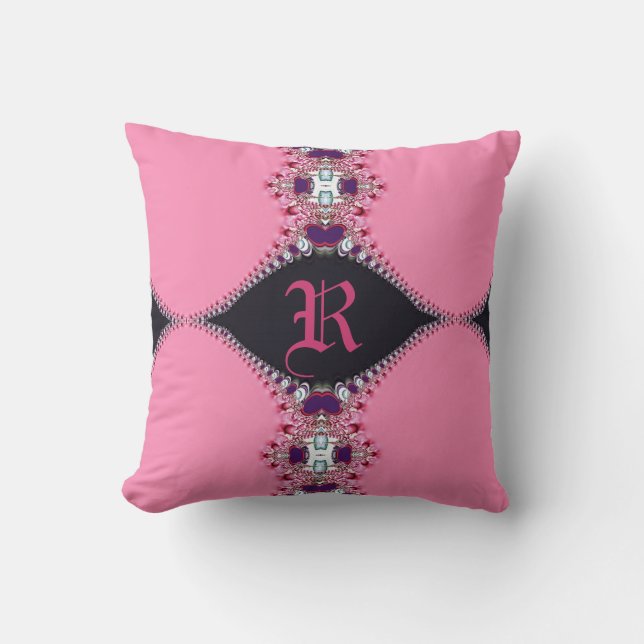 Coussin Design en dentelle rose douce Monogram Cushion (Recto)