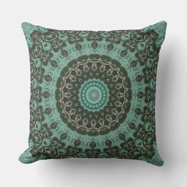 Coussin Design Motif Mandala vert antique (Recto)