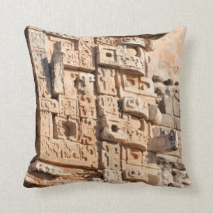 Coussin Détail de pyramide de magicien, Yucatan, Mexique