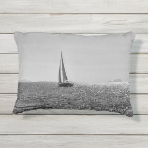 Coussin D'extérieur Cool photo moderne bateau à voile en été
