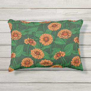 Coussin D'extérieur Fleurs Zinnia orange, feuilles verts sur vert fonc
