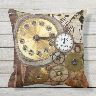 Coussin D'extérieur La rétro horloge vintage de Steampunk embraye l'or
