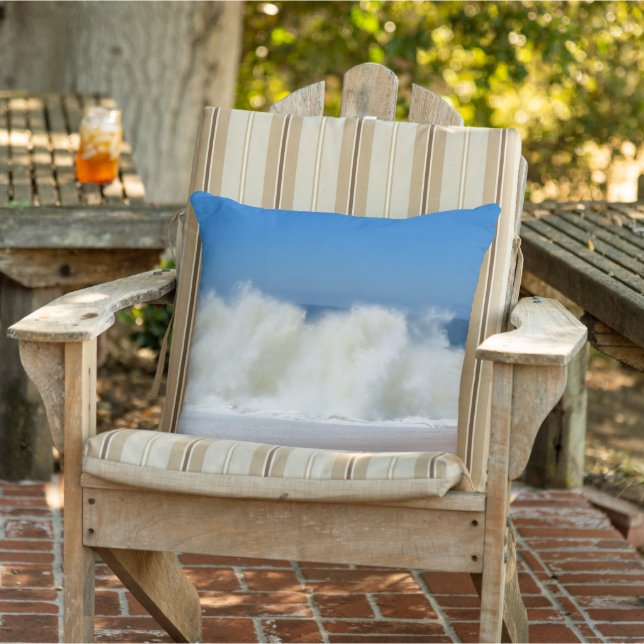 Coussin D'extérieur L'éclatement des vagues océaniques à l'extérieur (Chaise)