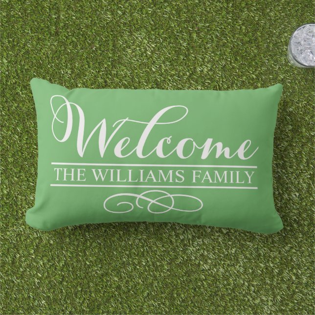 Coussin D'extérieur Nom de famille de la feuille verte de bienvenue (Herbe)