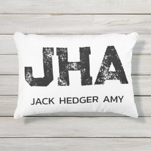 COUSSIN D'EXTÉRIEUR NOM MINIMALISTE À TROIS LETTRES EN MONOGRAMME NOIR