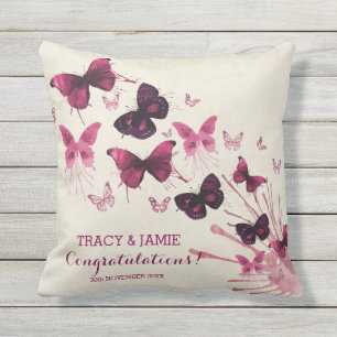 Coussin D'extérieur Papillons de rose d'aquarelle d'anniversaire de