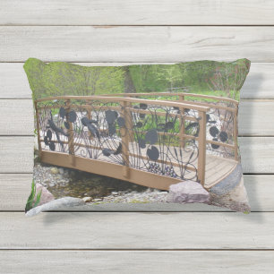 Coussin D'extérieur Pont de grenouille dans les jardins Accent extérie