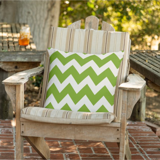 Coussin D'extérieur Vert moderne et blanc doux rayures de Chevron (Chaise)