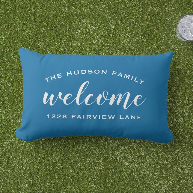 Coussin D'extérieur Welcome Blue Personnalisé Nom de famille Adresse (Herbe)