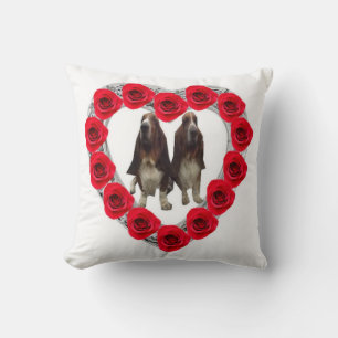 Coussin Diamond Coeur Rouge Roses Avec Basset Houn
