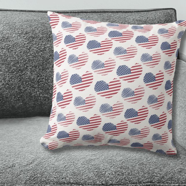 Coussin Drapeau américain Rouge Bleu Patriotique (Cute Patriotic American Flag Rustic Heart Pattern Throw Pillow)