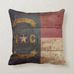 Coussin Drapeau de l'État de la Caroline du Nord sur le v