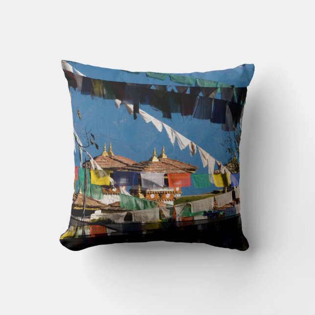 Coussin Drapeaux de prière et chortens (Recto)