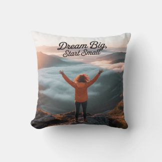 Coussin Dream Big, Start Small – Inspirational Sunrise Mou