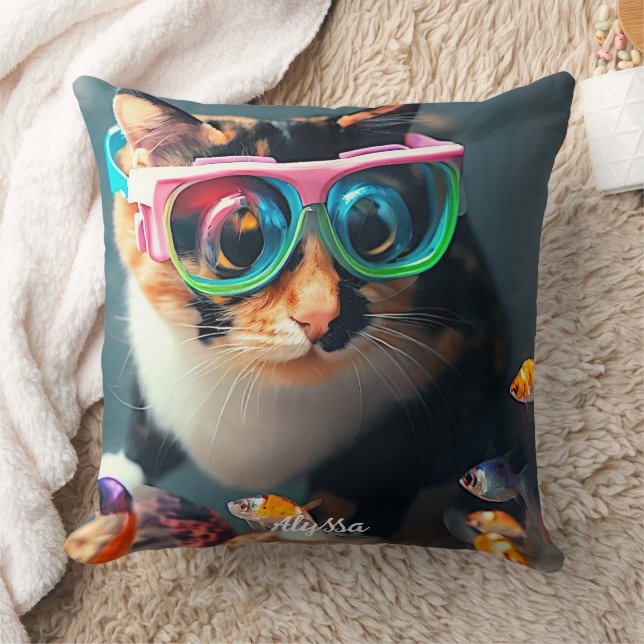 Coussin Drôle Chat dans l'Aquarium (Couverture)