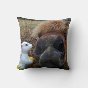 Coussin Drôle Visage Brown cheval et lapin de Pâques