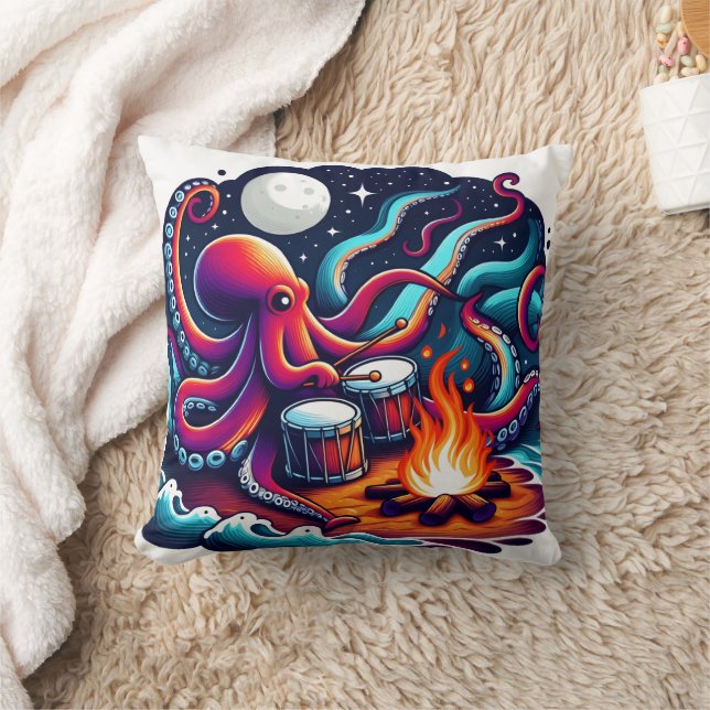 Coussin Drumming de pieuvre au feu de camp au clair de lun (Couverture)
