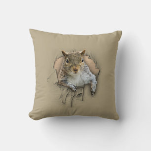Coussin Écureuil de chemise arraché