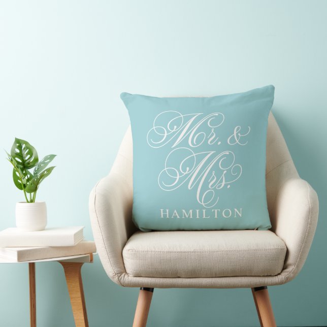 Coussin Elegant Aqua Mr et Mme Script Monogramme personnal (Chaise)
