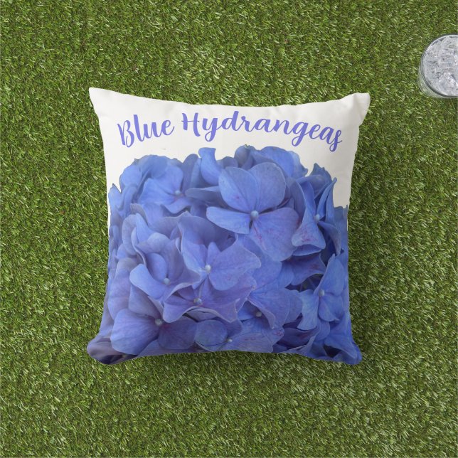 Coussin Elégant Blue periwinkle élégant floral hydrangeas (Herbe)