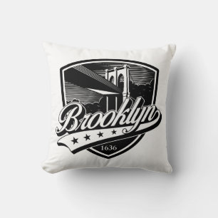 Coussin Elegant Brooklyn Shield et Swoosh Design