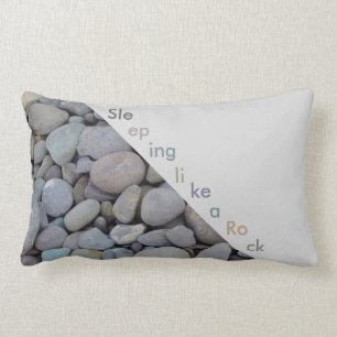 Coussin élégant en pierre de galet, dormant comme 