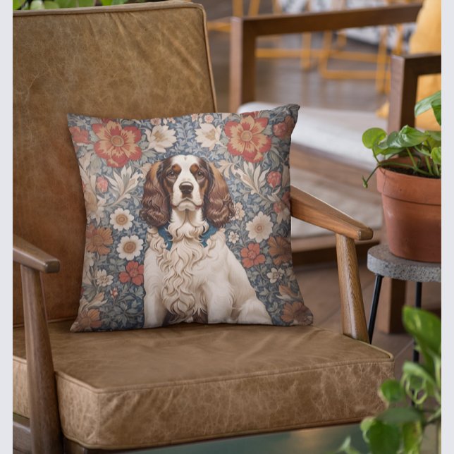 Coussin Elégant Espagnol Sur Arrière - plan Floral (Créateur téléchargé)
