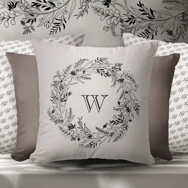 Coussin Elegant minimalist botanical wreath letter W (Créateur téléchargé)