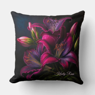 Coussin Élégante fleur de lys rouge fuchsia de Bourgogne