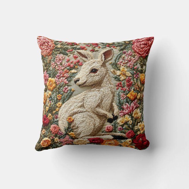 Coussin Embroidered Australia’s Kangaroo (Verso)