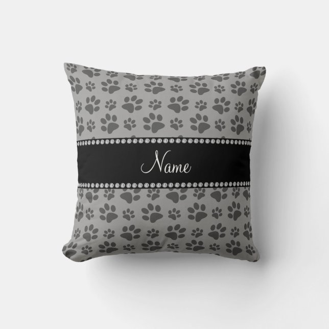 Coussin empreintes de pattes de chien gris de nom personna (Recto)