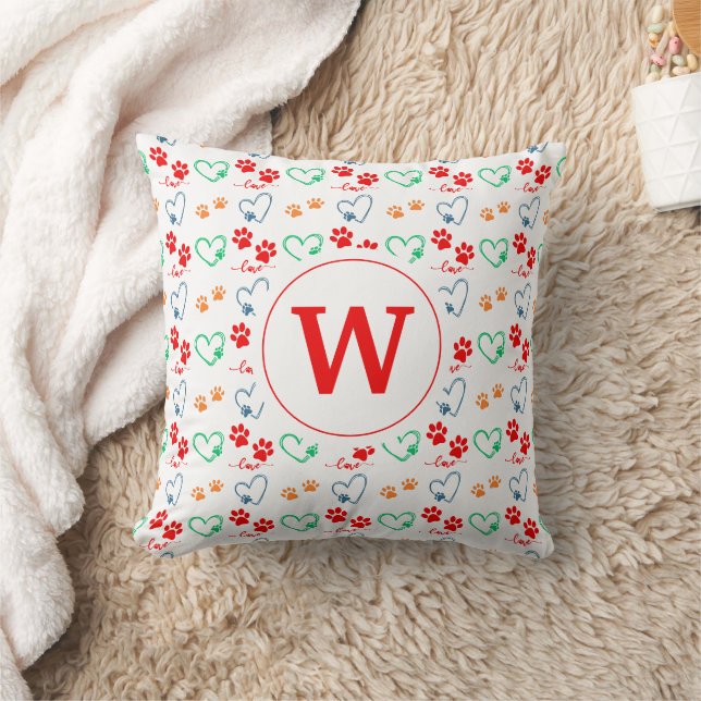 Coussin Empreintes de pattes de CHIENS mignons et COEURS A (Couverture)