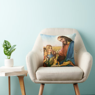 Coussin Enfants vintage apportent des fleurs à Jésus-Chris