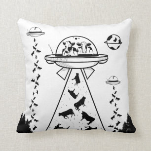 Coussin Enlèvement de vache alien par OVNI
