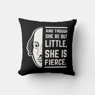 Coussin Et Bien Qu'Elle Soit Mais Peu Elle Est Fierce Cita