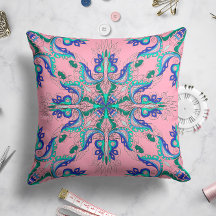Coussin étoile à fleurs célestes en rose pastel