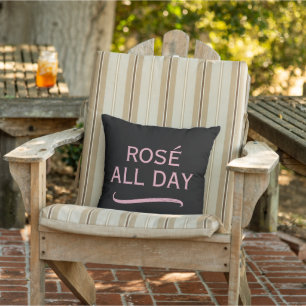 Coussin extérieur noir et rose de style Rosé toute