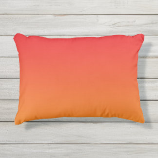Coussin extérieur rouge et orange d'Ombre