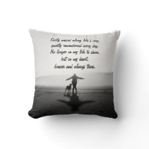 Femme et chien - la seule dans le monde