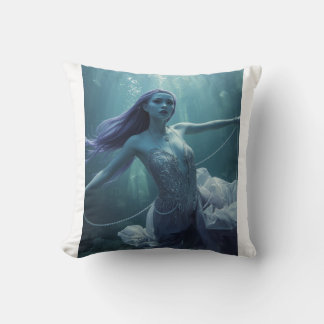 Coussin Femme extraterrestre éthérée – Fantaisie de l'océa