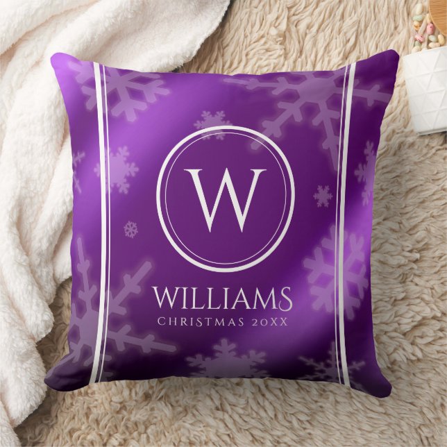 Coussin Festif Violet Foil Snowflakes Nom du monogramme (Couverture)