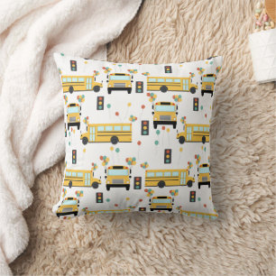 Coussin Fête des enfants dans un bus scolaire jaune