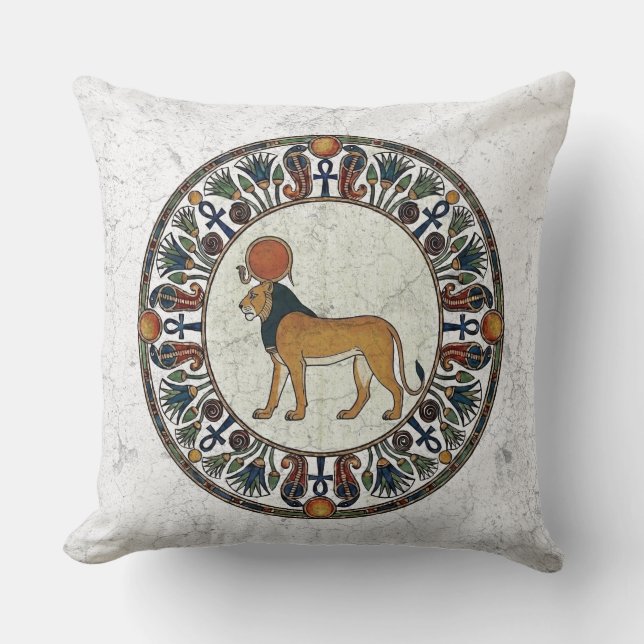 Coussin Fierce Sekhmet: Sacred Lioness of Ancient Egypt (Recto)