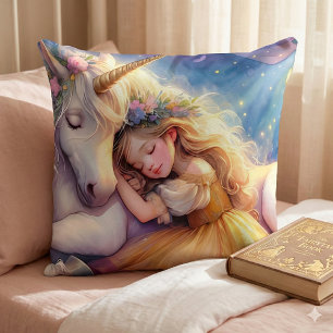 Coussin Fille endormie Paysage onirique licorne
